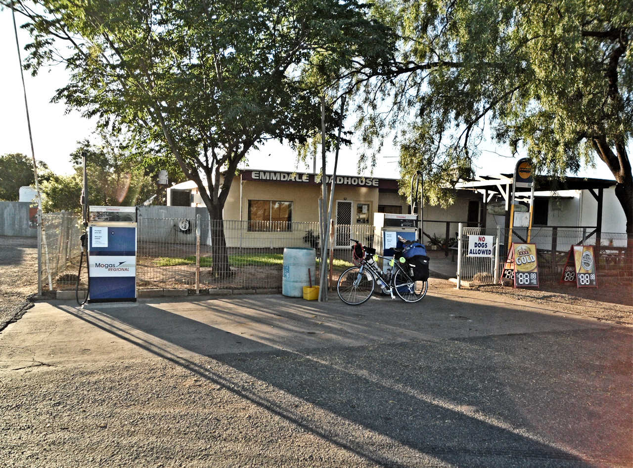 Emmdale Roadhouse